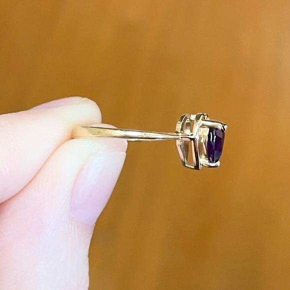 TL 10K Amethyst dark Purple Heart cut 6mm solid yellow gold size 5 ring​…​ - Picture 9 of 11